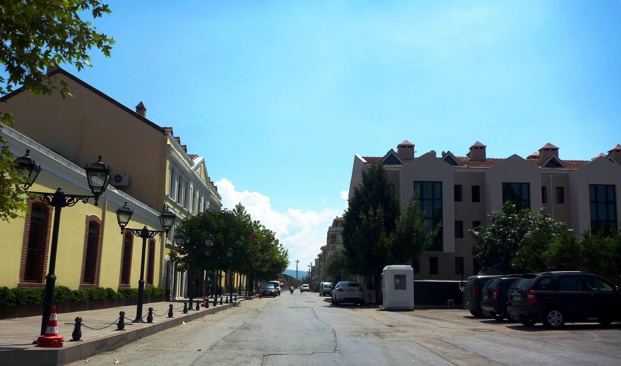 Montania Town Hotel Mudanya Exterior photo