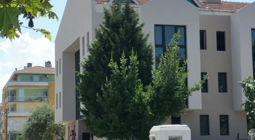Montania Town Hotel Mudanya Exterior photo